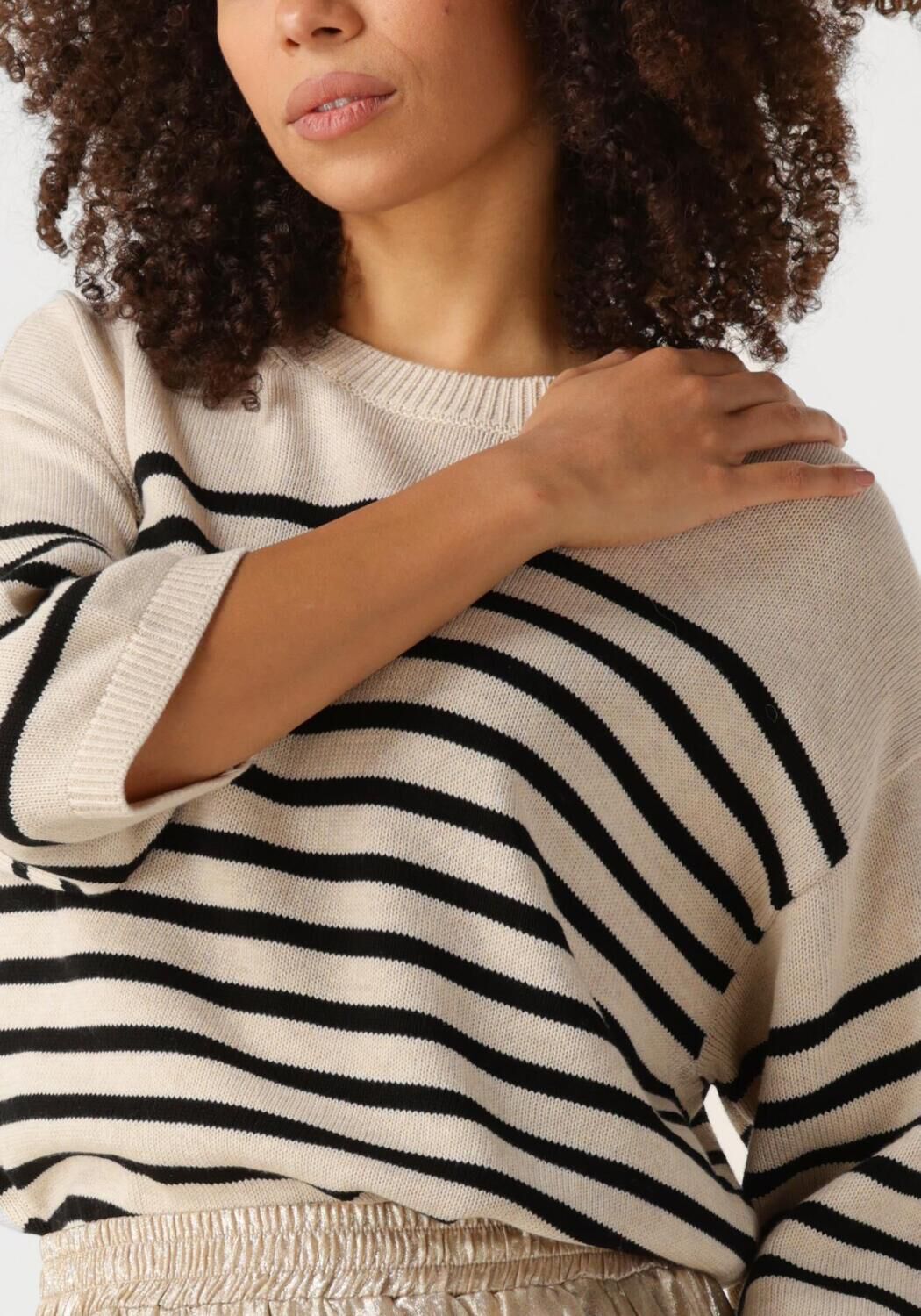 KNIT-TED Dames Truien & Vesten Nanda Zwart