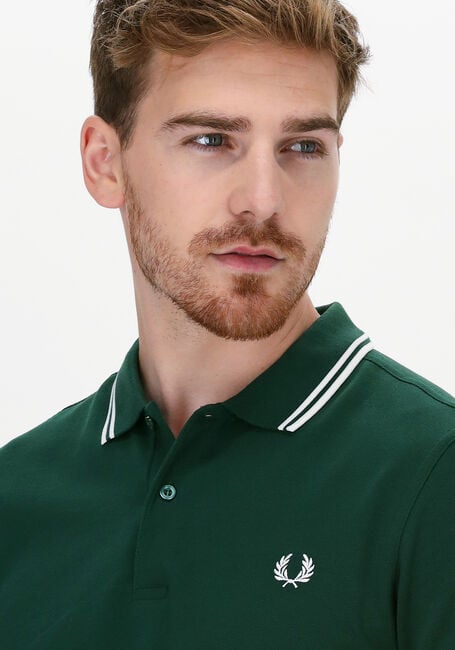 Groene FRED PERRY Polo TWIN TIPPED FRED PERRY SHIRT - large