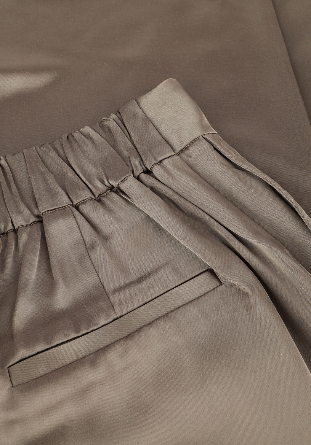 Taupe WITHBLACK Pantalon WBLMILAN SATEEN WIDE PANT - large