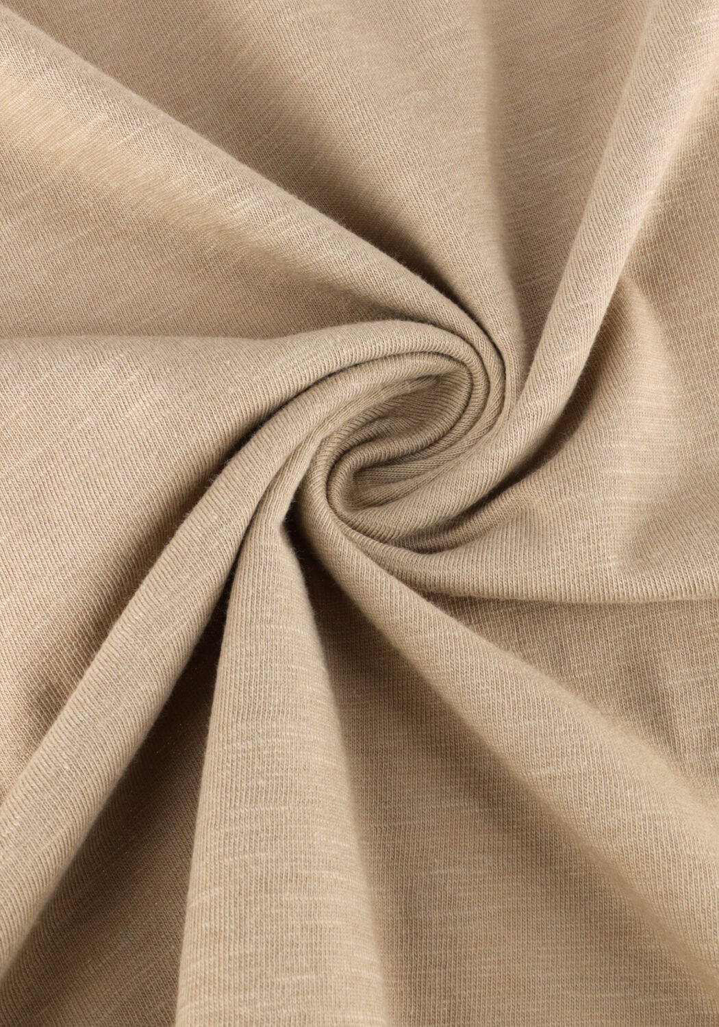 Beige CC HEART T-shirt BASIC T-SHIRT - large