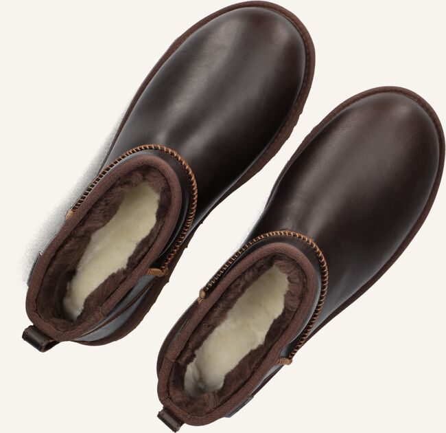 Bruine UGG Vachtlaarzen CLASSIC ULTR MINI LTHR Bruine UGG Vachtlaarzen CLASSIC ULTR MINI LTHR - large