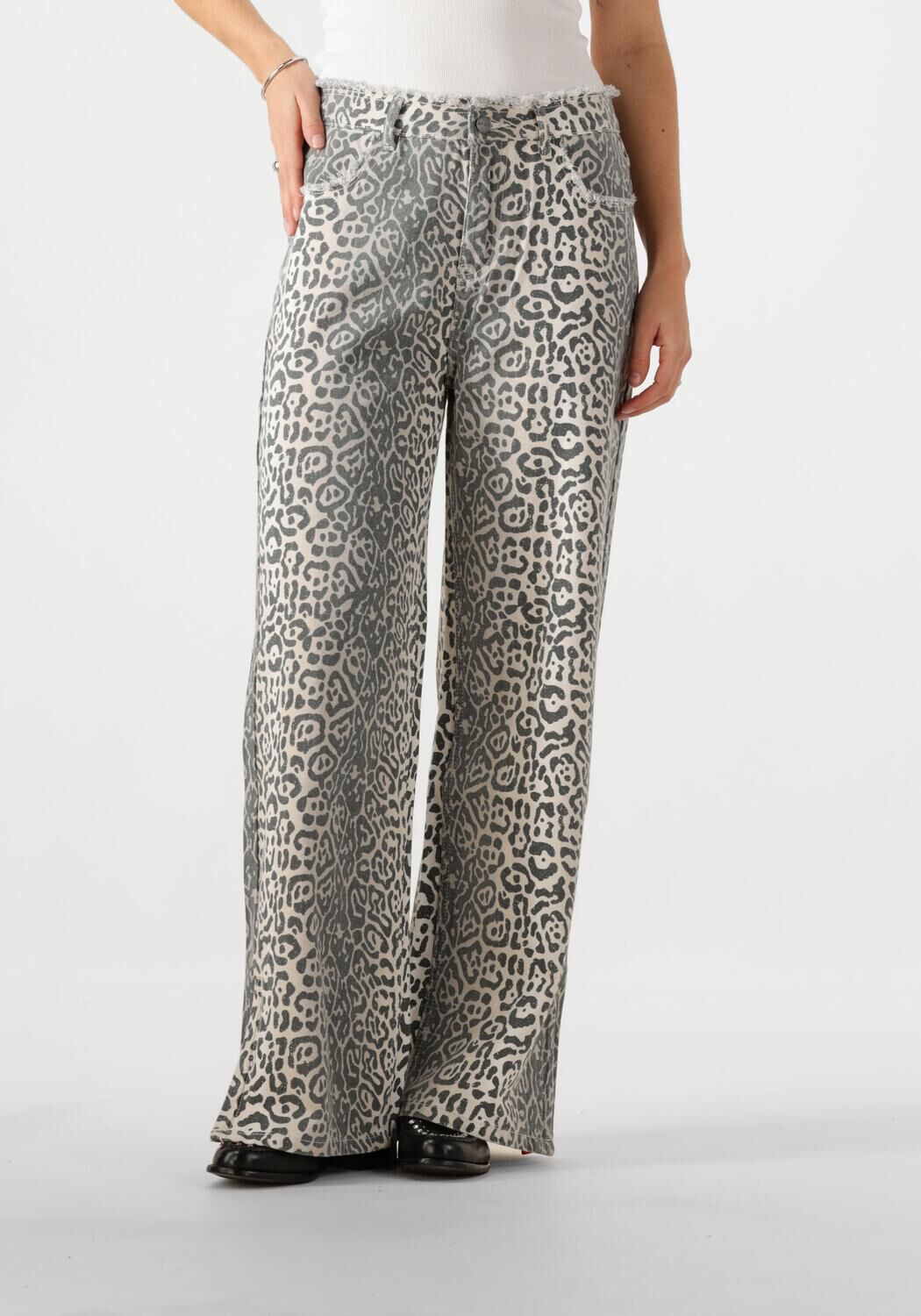 REFINED DEPARTMENT Dames Jeans Harvey Beige