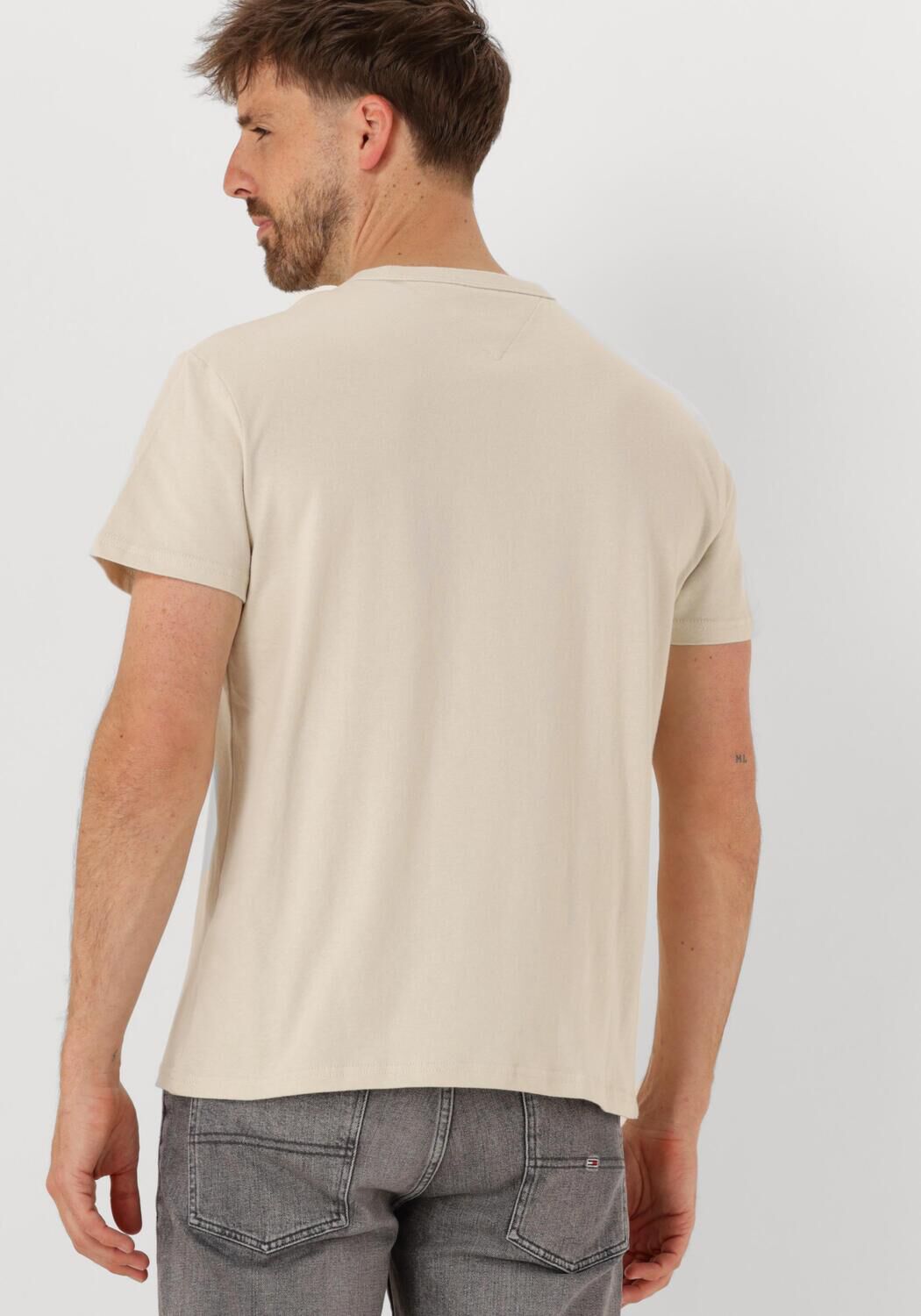TOMMY JEANS Heren Polo's & T-shirts Tjm Reg Badge Tee Ext Beige
