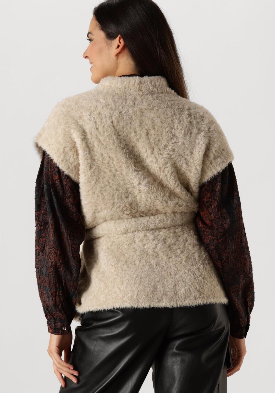 KNIT-TED Dames Blazers Jemma Zand