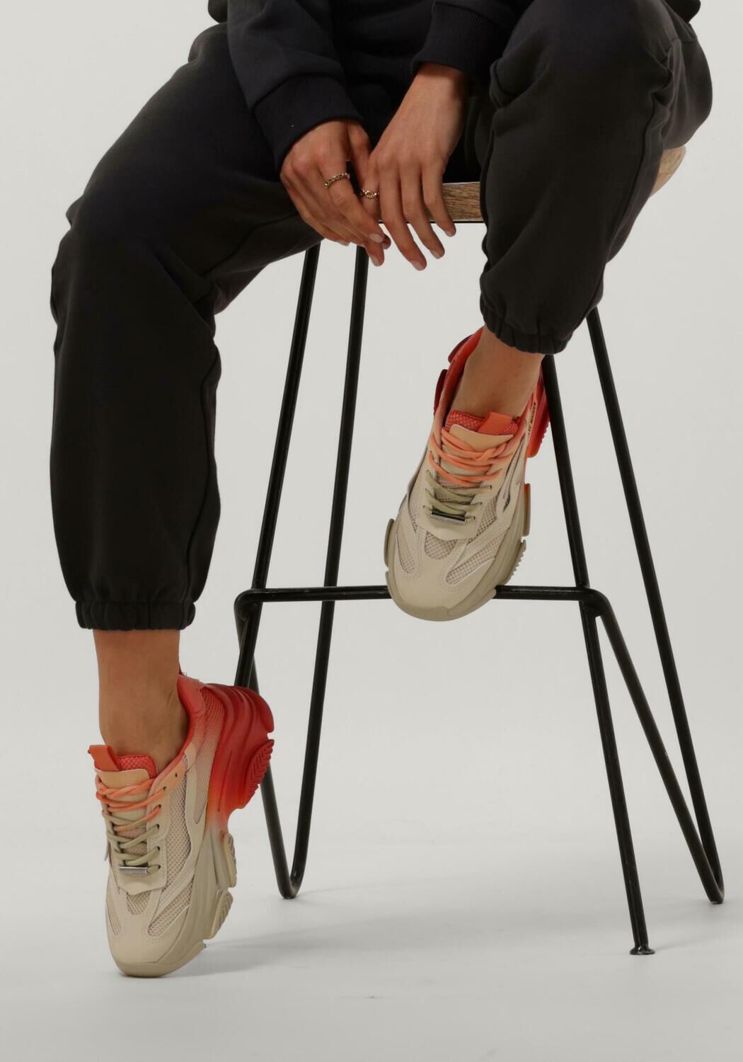 Rode STEVE MADDEN Lage sneakers POSSESSION - large