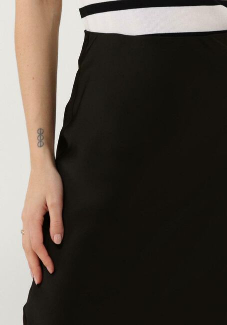 Zwarte BRUUNS BAZAAR Midirok JOANELLE SKIRT - large