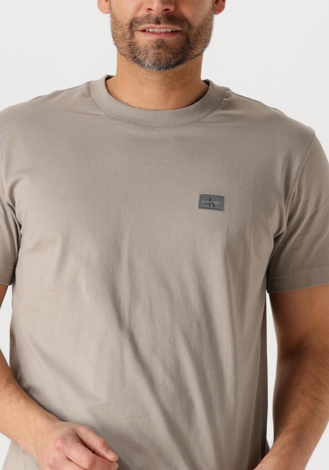 CALVIN KLEIN Heren Polo's & T-shirts Woven Label Regular Tee Beige