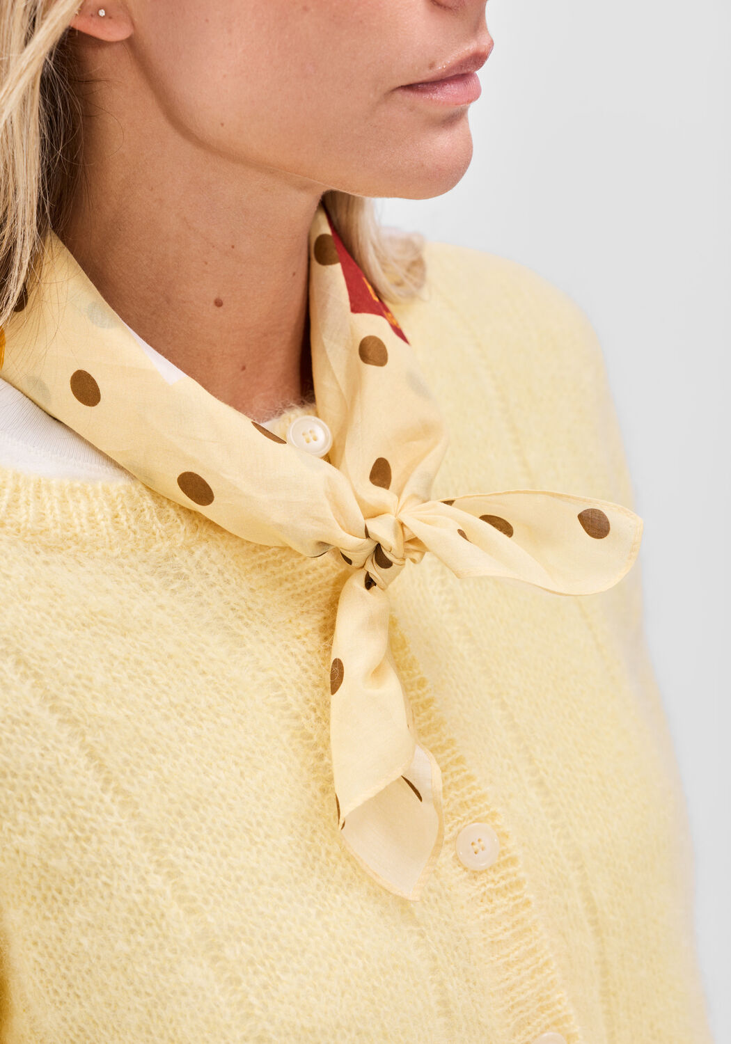 Creme BONNIE STUDIOS Sjaal POLKA DOT SCARF - medium