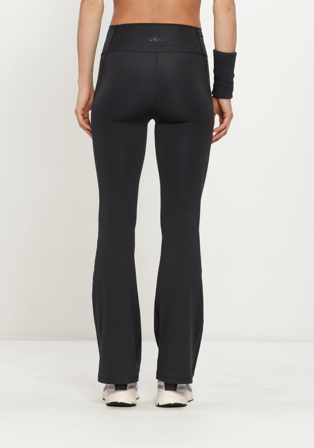 Zwarte ADIDAS Flared broek ALLME ESS FLARE - large