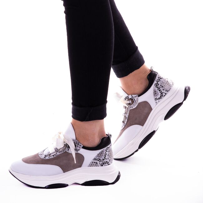 Witte ROBERTO D'ANGELO Lage sneakers 705 Witte ROBERTO D'ANGELO Lage sneakers 705 - large