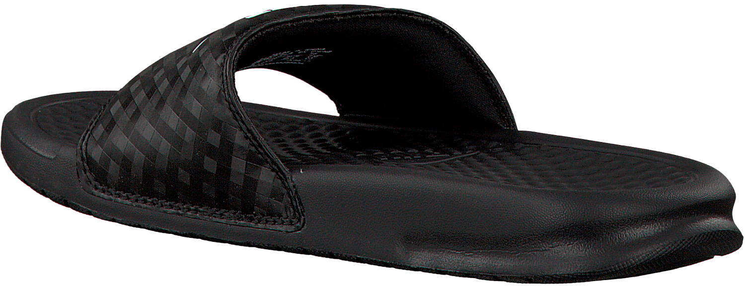 nike benassi slippers price