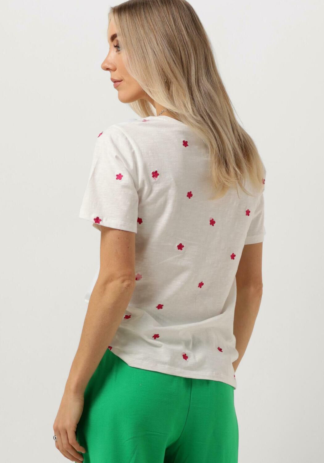 FABIENNE CHAPOT Dames Tops & T-shirts Phill V-neck Pink Flower T-shirt Ecru