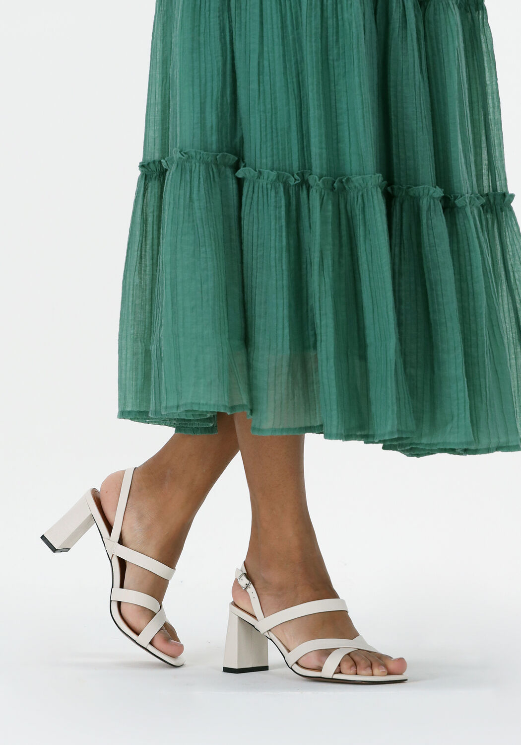 Beige BIBI LOU Sandalen 612Z42 - large