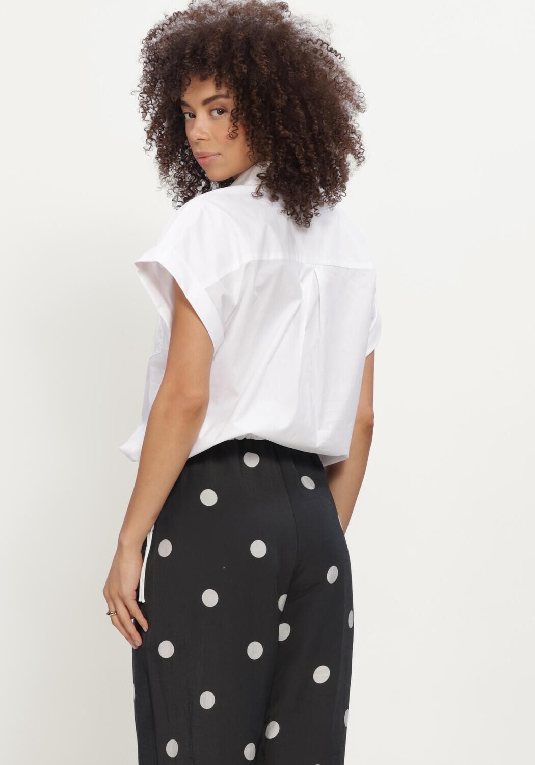 Witte DANTE6 Blouses ECLAT CAP-SLEEVE BUTTON DOWN SHIRT - large