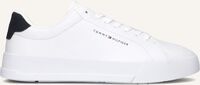 Witte TOMMY HILFIGER Lage sneakers TOMMY HILFIGER COURT Witte TOMMY HILFIGER Lage sneakers TOMMY HILFIGER COURT - medium