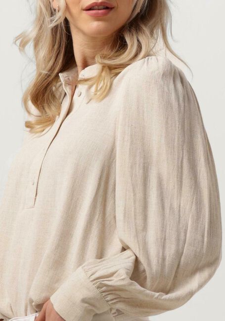 Zand SELECTED WOMEN Blouses SLFVIVA LINEN TOP - large