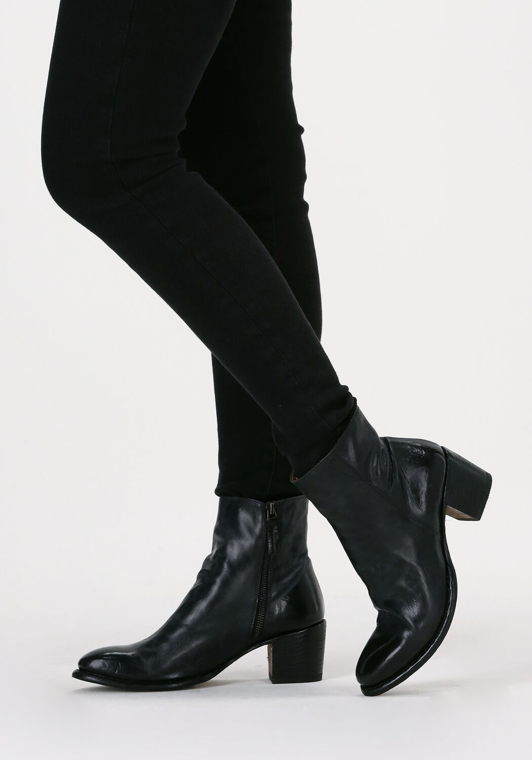 Zwarte CORDWAINER Enkellaarsjes 40010 - large