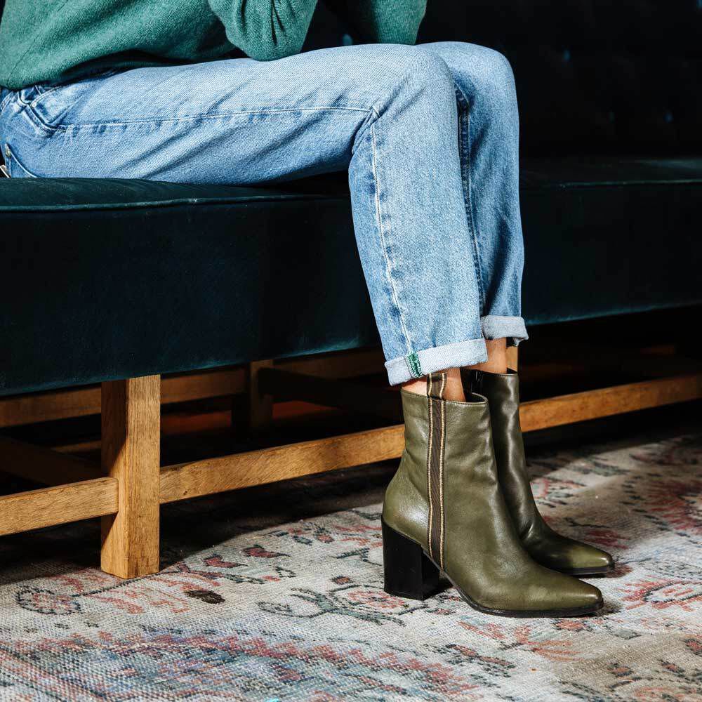 Groene OMODA Enkellaarsjes AF 276 - large