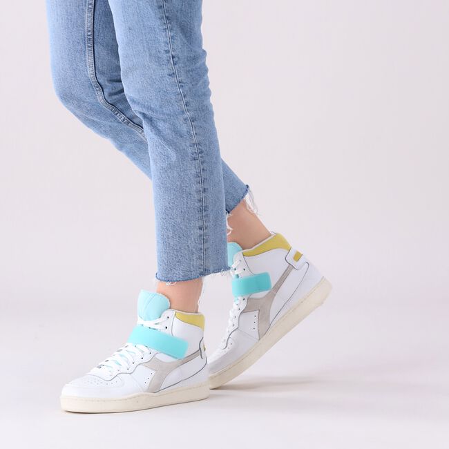 Witte DIADORA Hoge sneakers MI BASKET MID ICONA WN Witte DIADORA Hoge sneakers MI BASKET MID ICONA WN - large