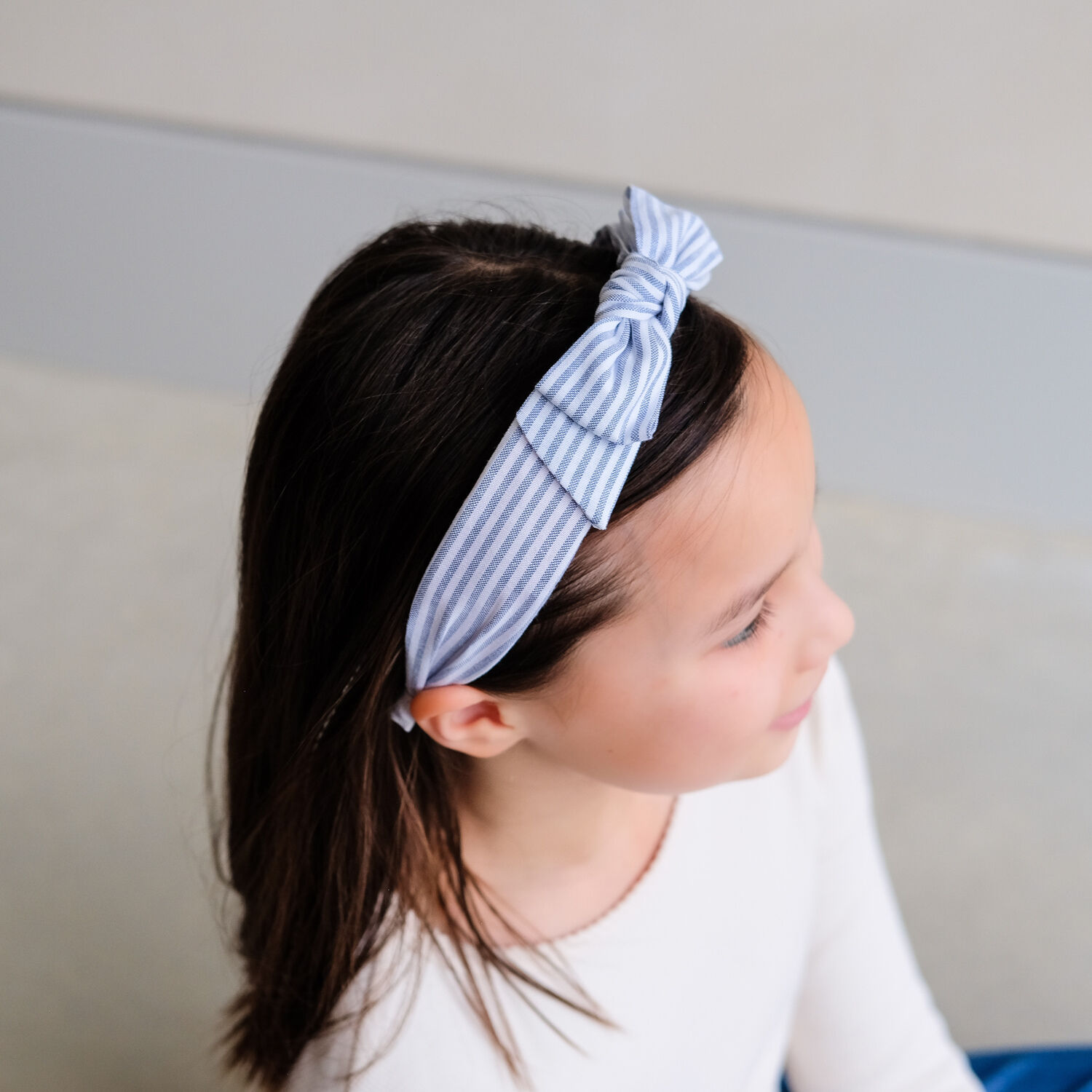 Blauwe Mimi & Lula Haaraccessoires STRIPE BOW ALICE - large