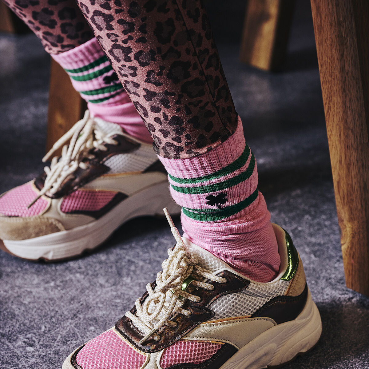 Roze Z8 Sokken LOVINA - large