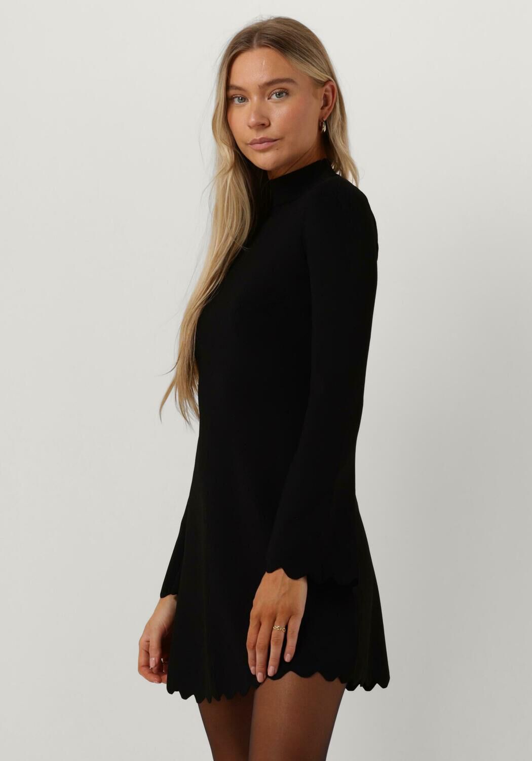 Kleine zwarte hotsell jurk
