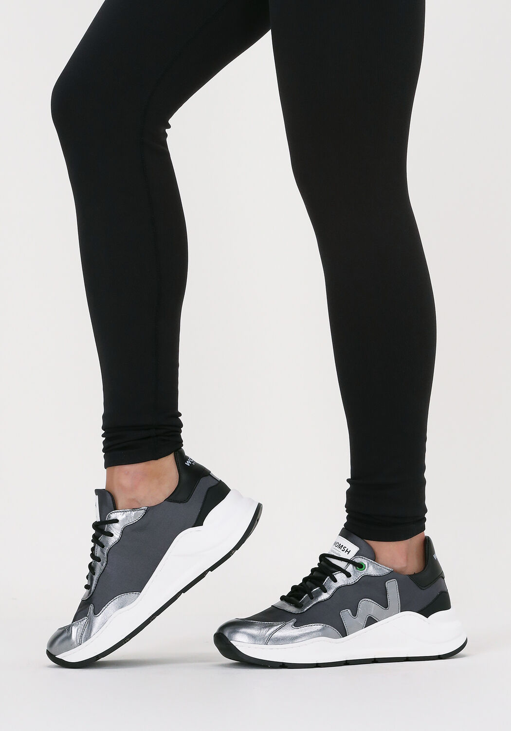 Grijze WOMSH Lage sneakers WAVE - large