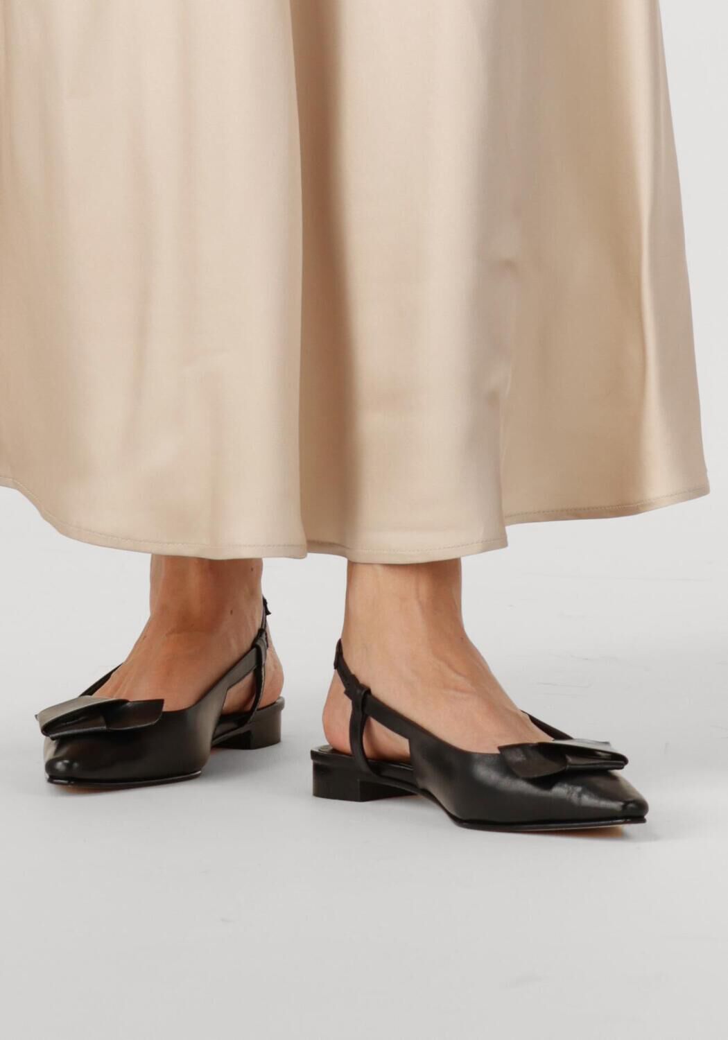 Zwarte FRED DE LA BRETONIERE Slingbacks ELISSE SLING - large