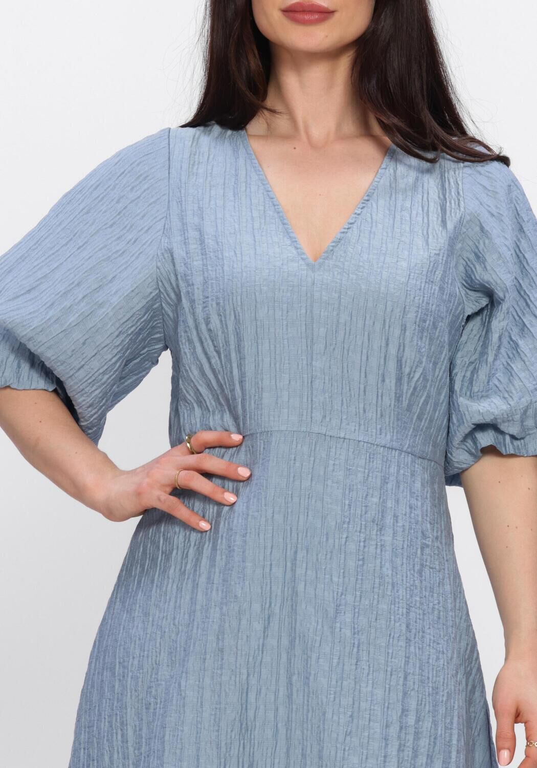 Blauwe SELECTED WOMEN Midi jurk SLFMADDIE SS CLOSED BACK MIDI DRESS - large