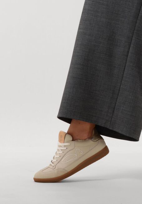 FRED DE LA BRETONIERE PEARL SIGN FRED DE LA BRETONIERE PEARL SIGN - large