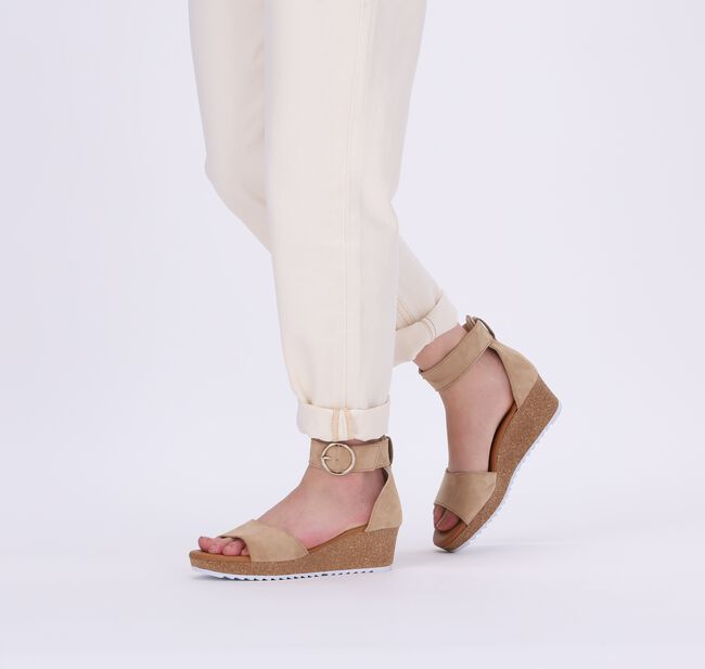 Beige PAUL GREEN Platte sandalen 7386 Beige PAUL GREEN Platte sandalen 7386 - large