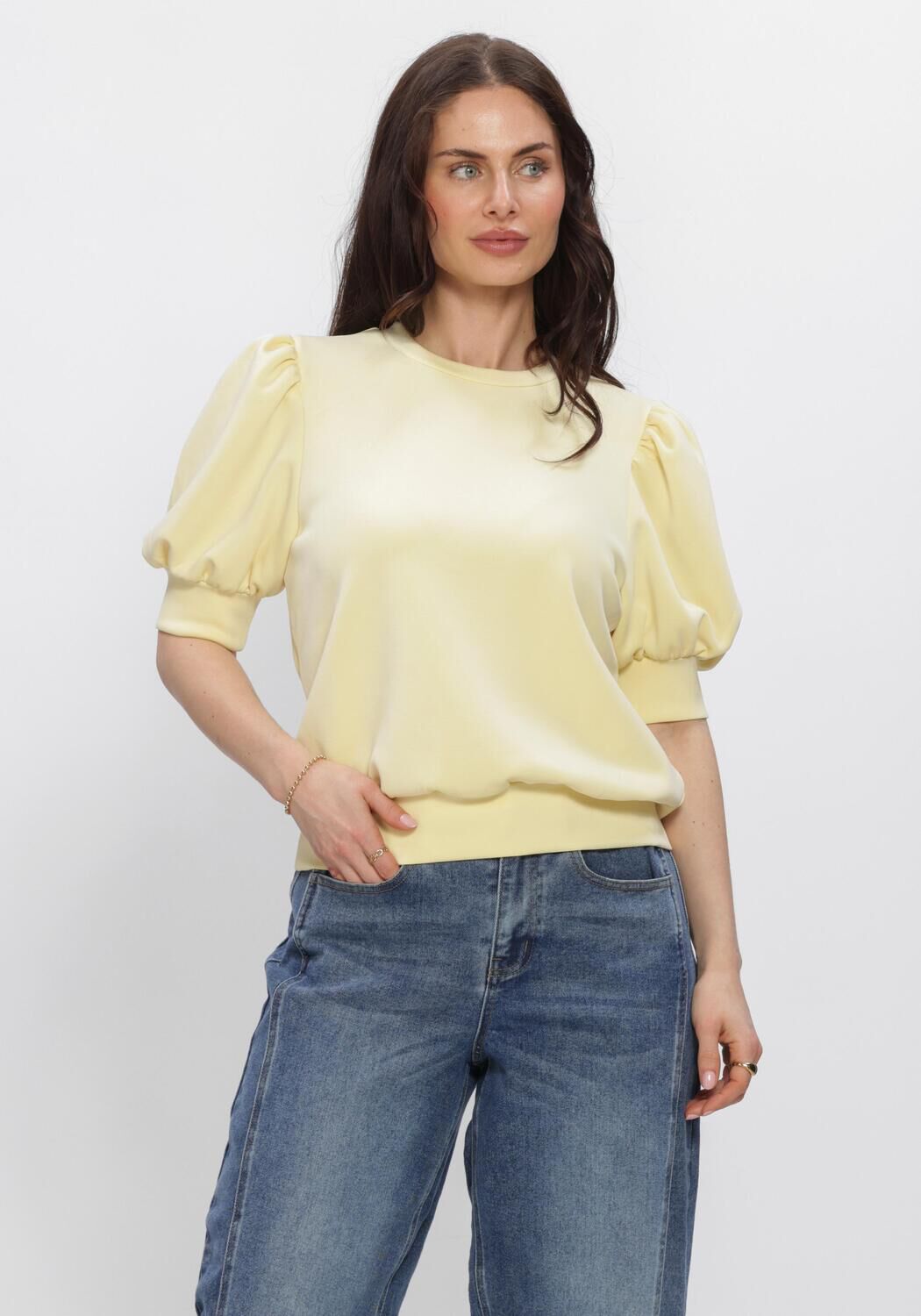 Gele MINUS Tops & T-shirts MSLEVINA T-SHIRT - large