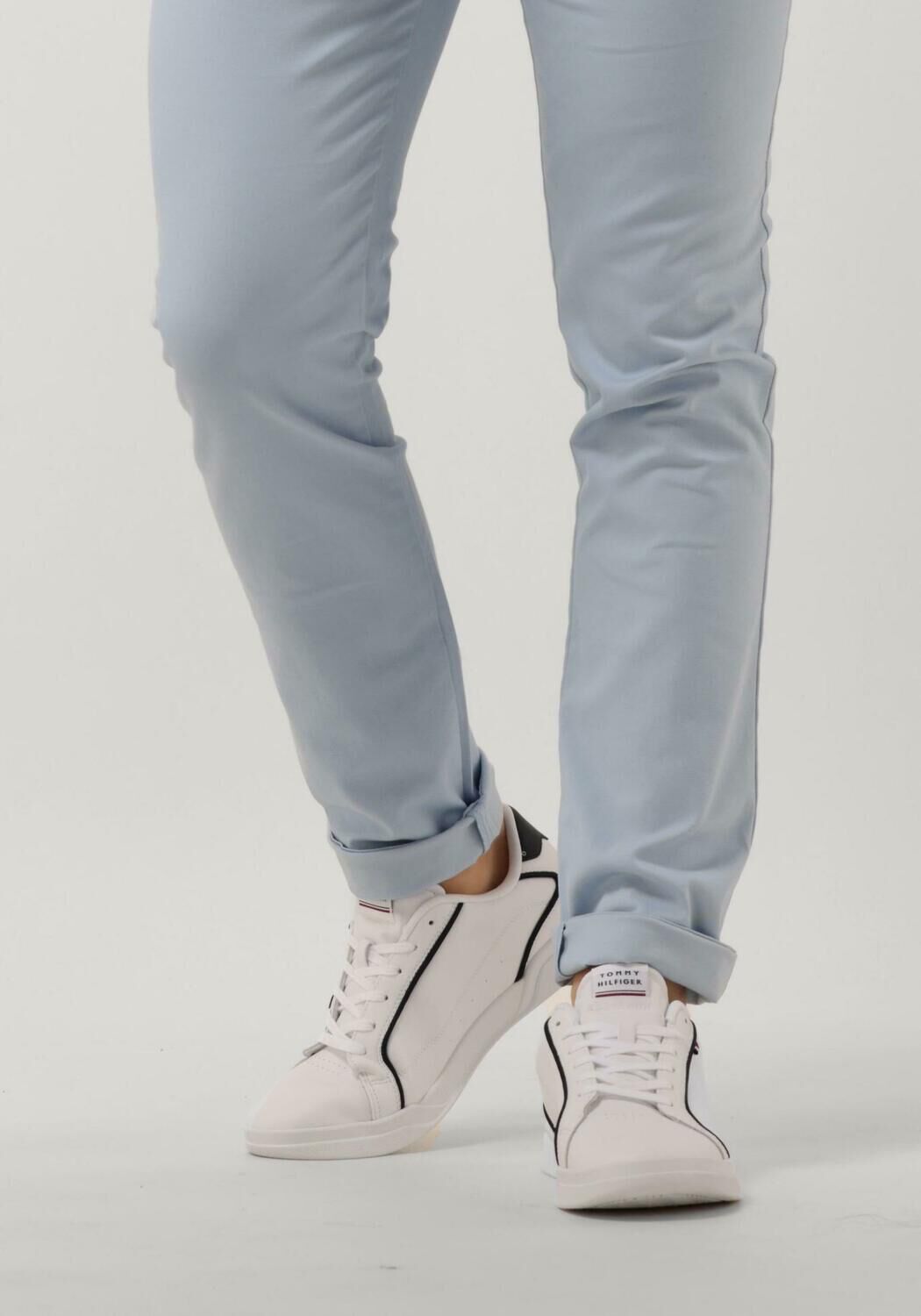 Witte TOMMY HILFIGER Lage sneakers LO CUP - large