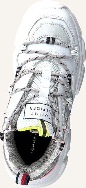 Witte TOMMY HILFIGER Lage sneakers CITY VOYAGER CHUNKY Witte TOMMY HILFIGER Lage sneakers CITY VOYAGER CHUNKY - large