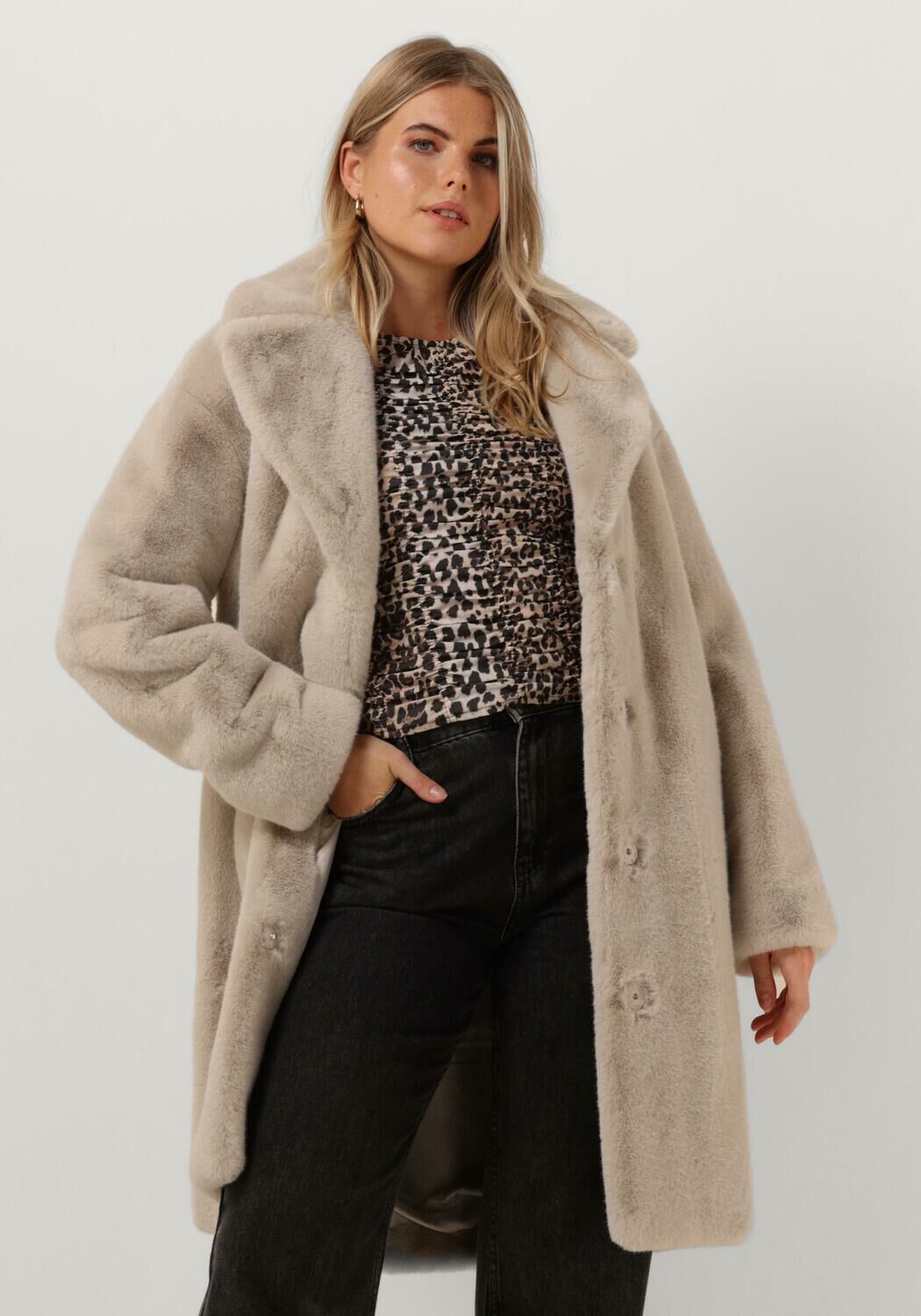 ecru stand studio faux fur jas camille cocoon coat