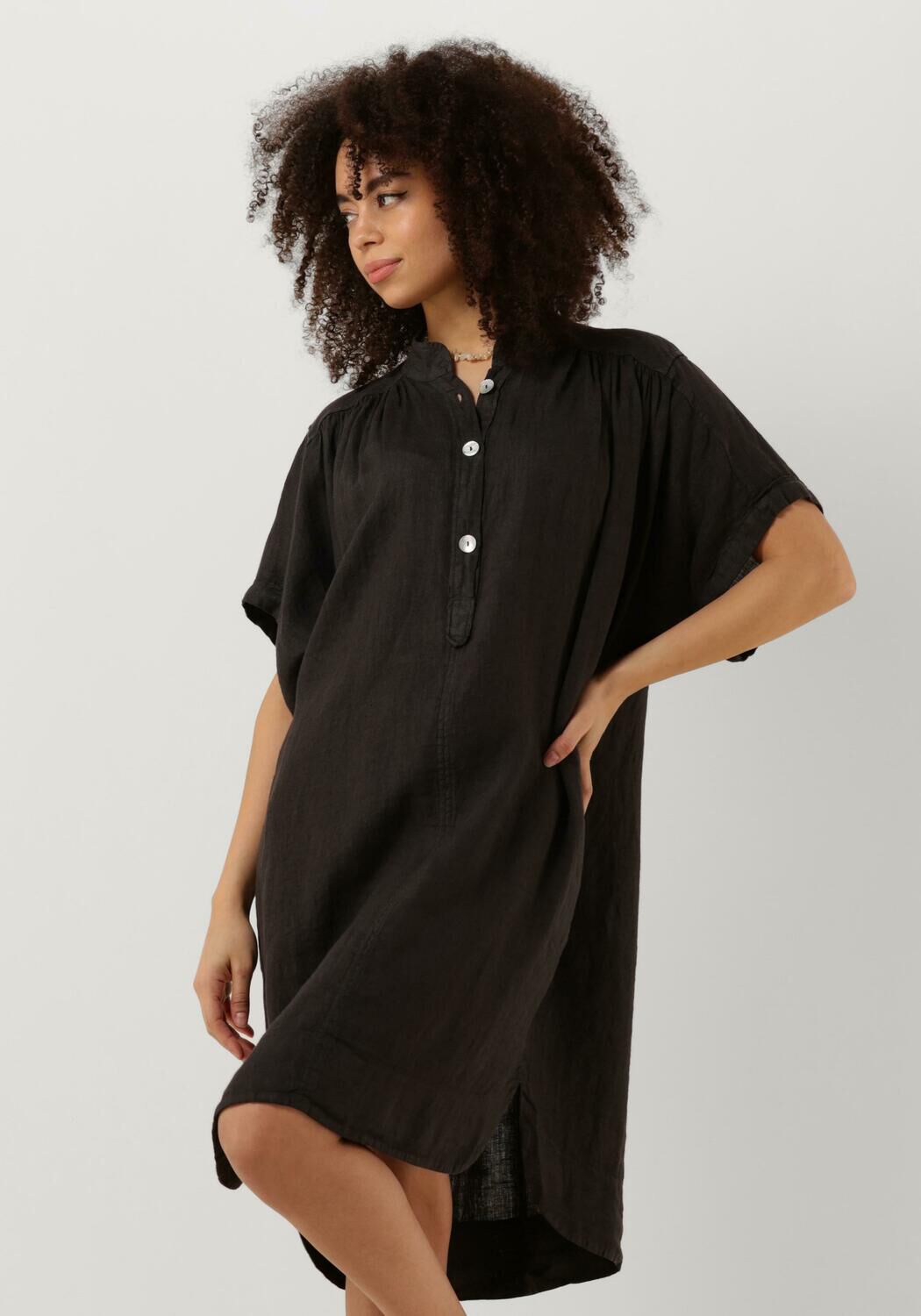 By bar linnen jurk online