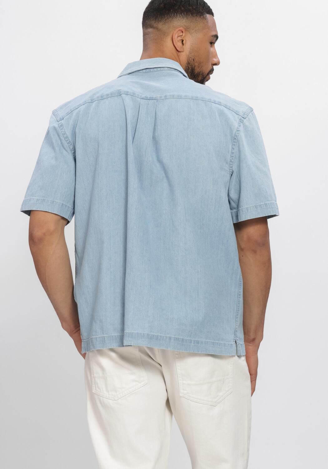 Lichtblauwe SELECTED MEN Casual overhemd SLHRLXCARLO DENIM SS SHIRT  RESORT - large
