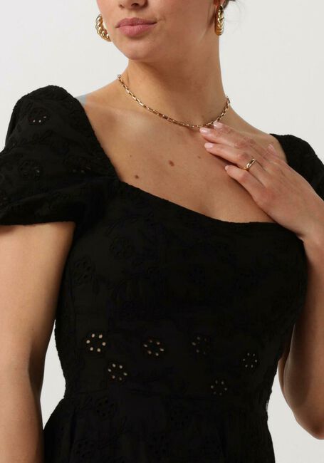 Zwarte GUESS Mini jurk SS CLIO FLARE MIDI DRESS - large