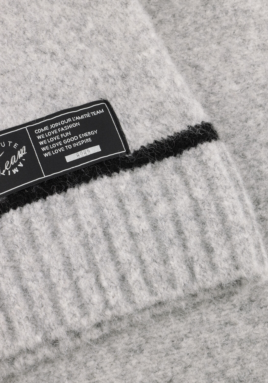 Lichtgrijze HAUTE L'AMITI&Eacute; Trui TOBY HEM LINE KNIT - large