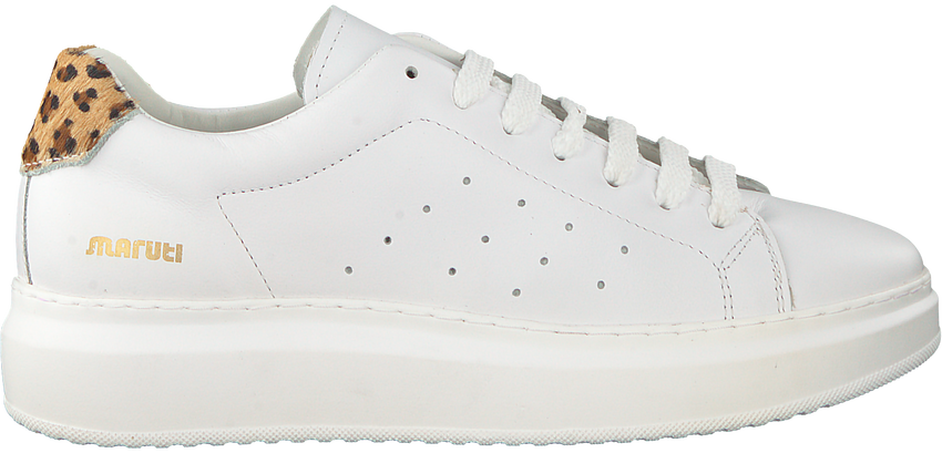 witte sneakers maruti