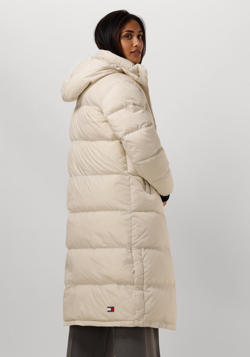 TOMMY JEANS Dames Jassen Tjw Alaska Long Puffer Beige