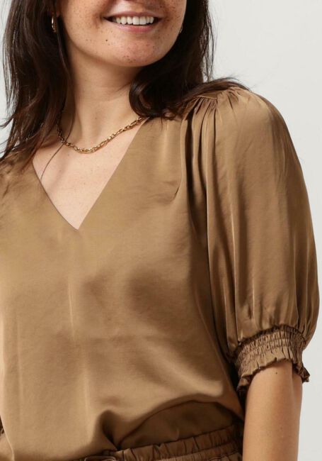 Camel MINUS Blouses SELVA V-NECK PUFF HALF SLEEVE BLOUSE - large