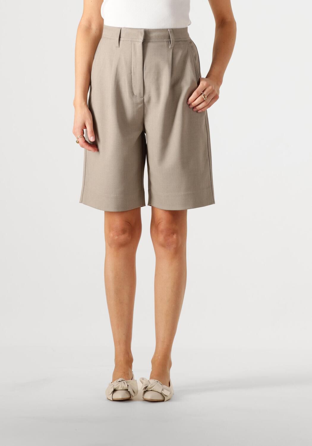 COPENHAGEN MUSE Dames Broeken Tailor Bermuda Beige