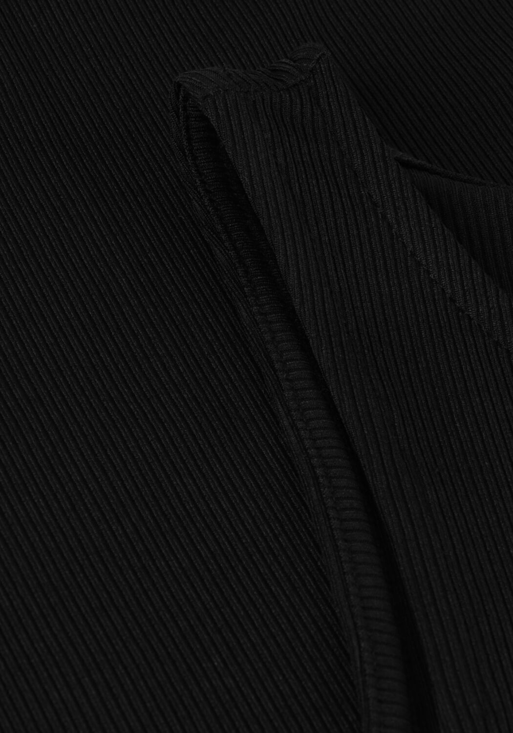 Zwarte GUESS Top SL ROUND NECK GWENDALINA TOP - large