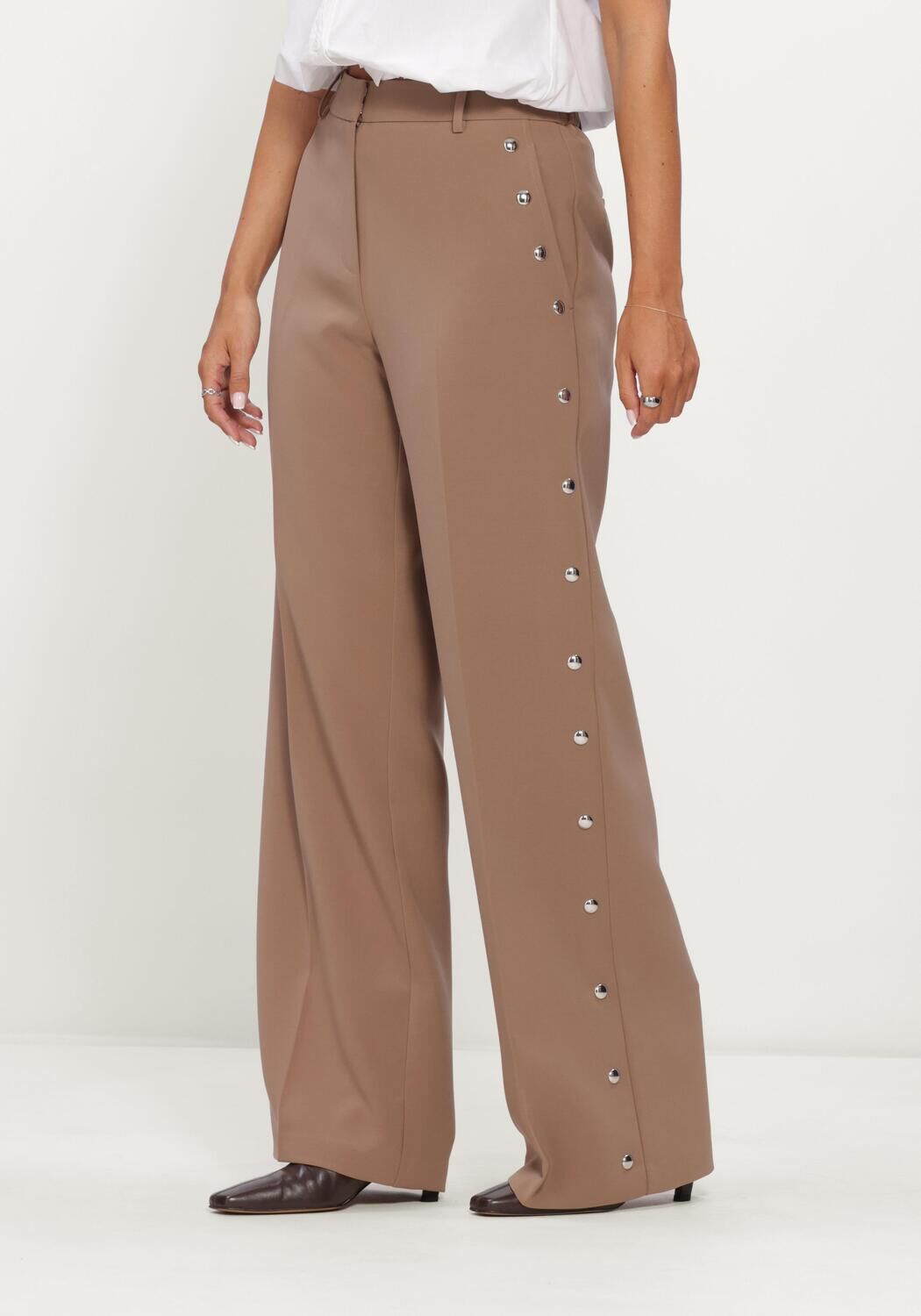 Bruine DANTE6 Broeken VEY STUDDED SMART PANTS - large