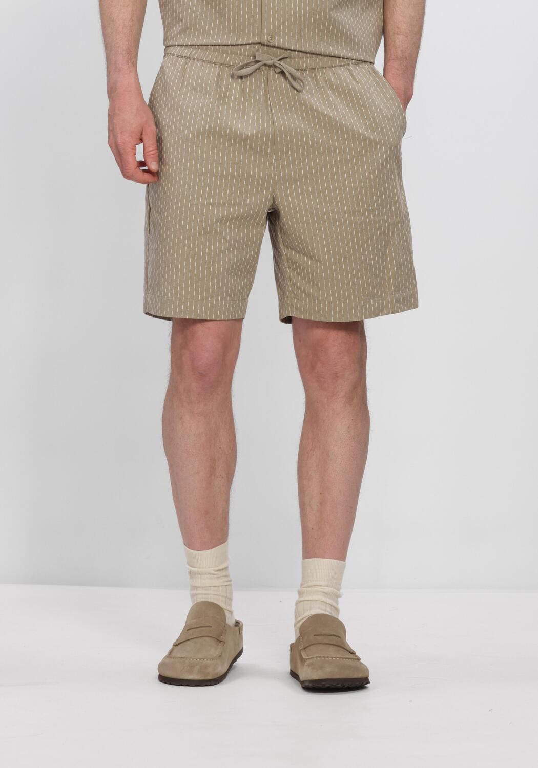 Beige WOODBIRD Korte broek WBBOMMY SHIKO SHORTS - large