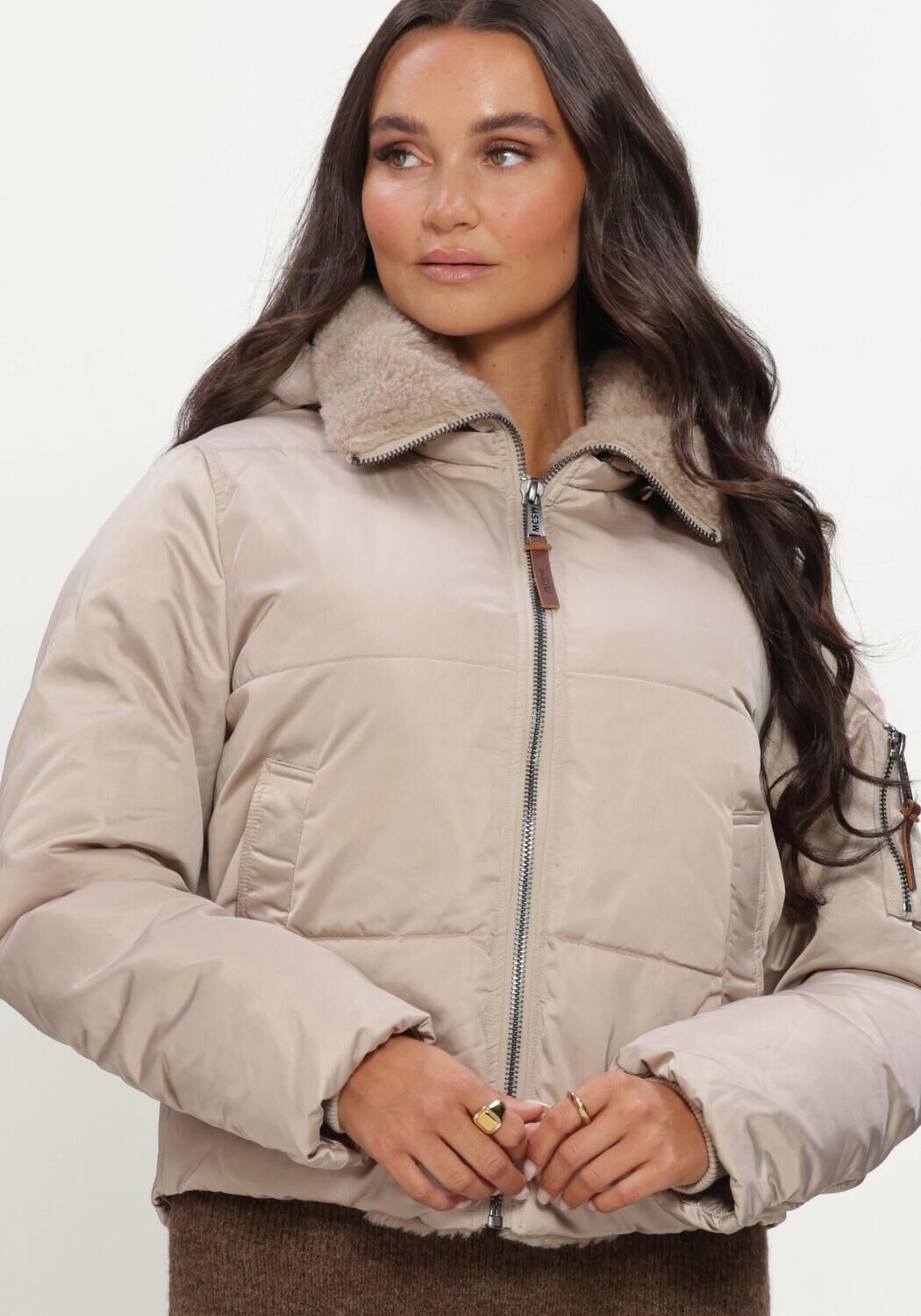 MOSCOW Dames Jassen 04-08-atlena Beige