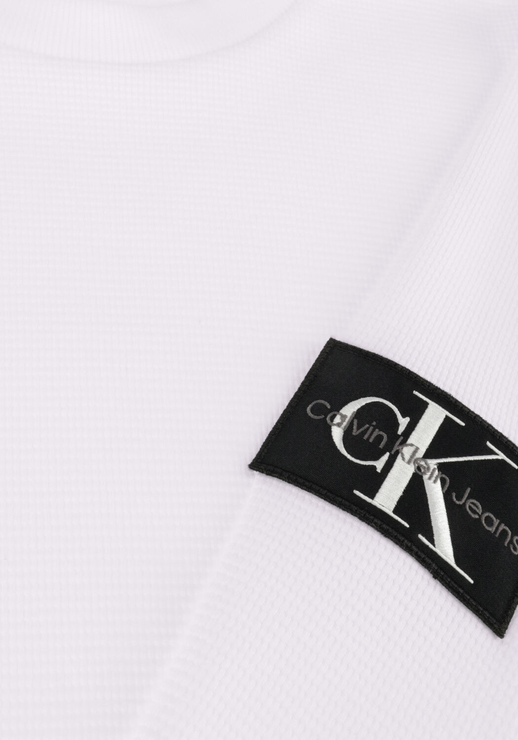 Witte CALVIN KLEIN Trui BADGE WAFFLE LS TEE - large