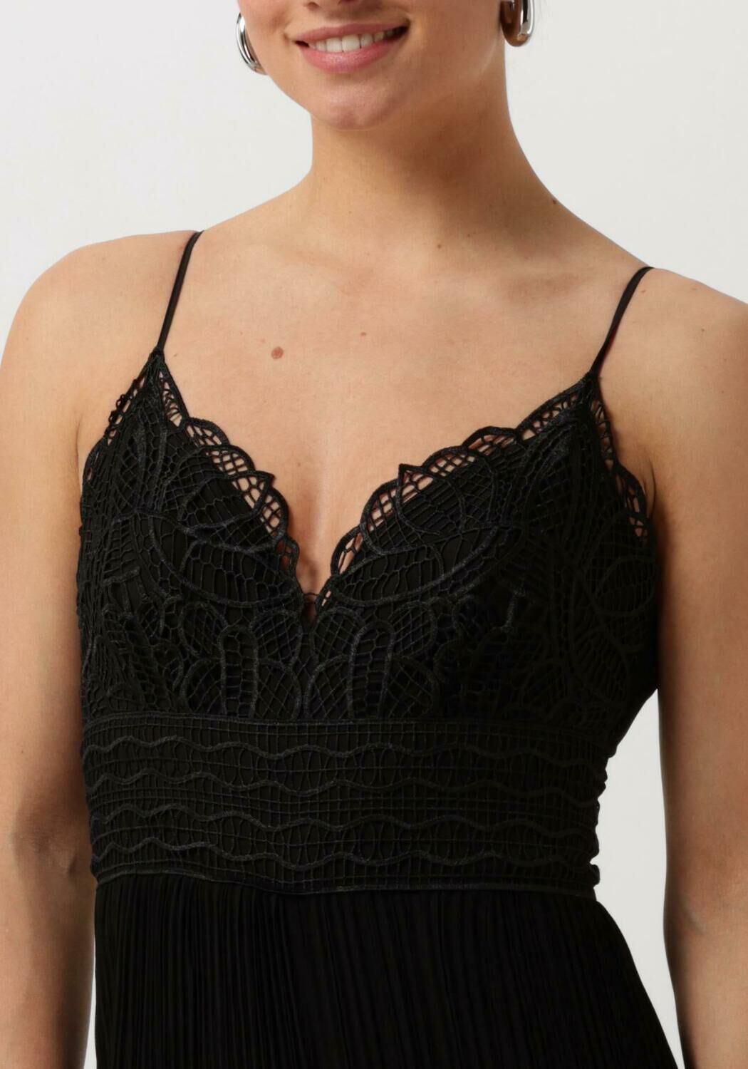 GUESS Dames Jumpsuits Amiah Pleated Jumpsuit Zwart