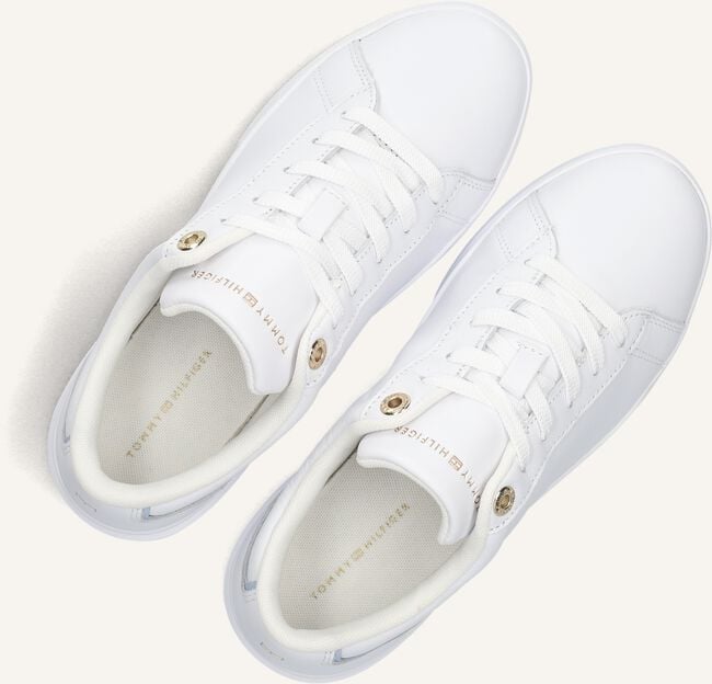 Witte TOMMY HILFIGER Lage sneakers CHIC COURT SNEAKER Witte TOMMY HILFIGER Lage sneakers CHIC COURT SNEAKER - large